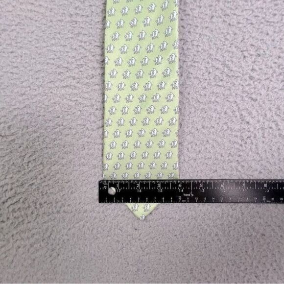 VINEYARD VINES MENS SILK TIE LIME GREEN WITH HORSES ON IT - Picture 4 of 6